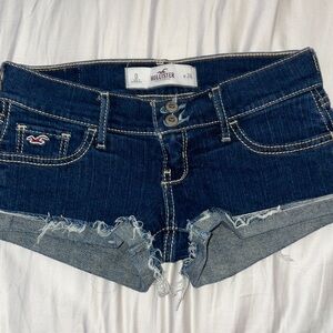 Low-Rise Hollister Jean Short